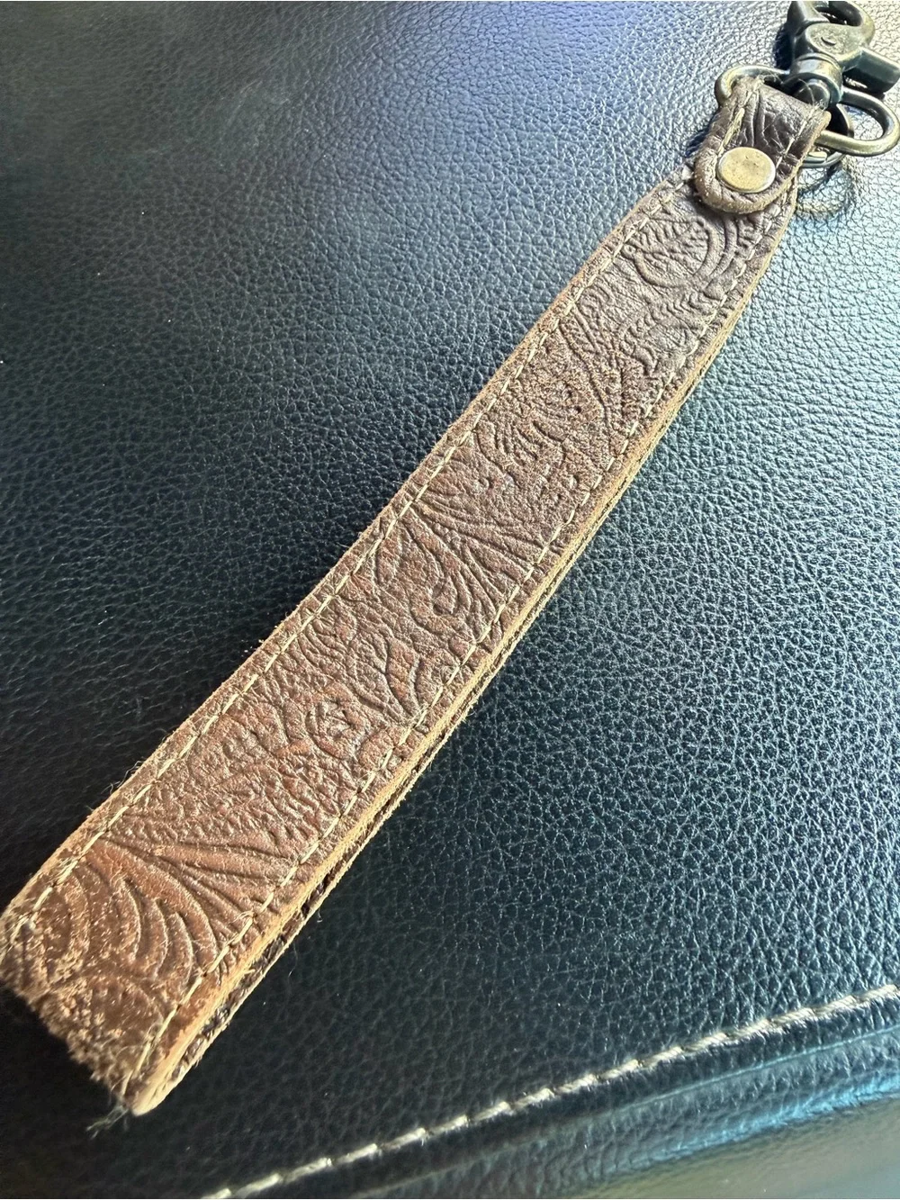 myra brown leather keychain
